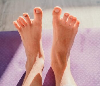 toe yoga